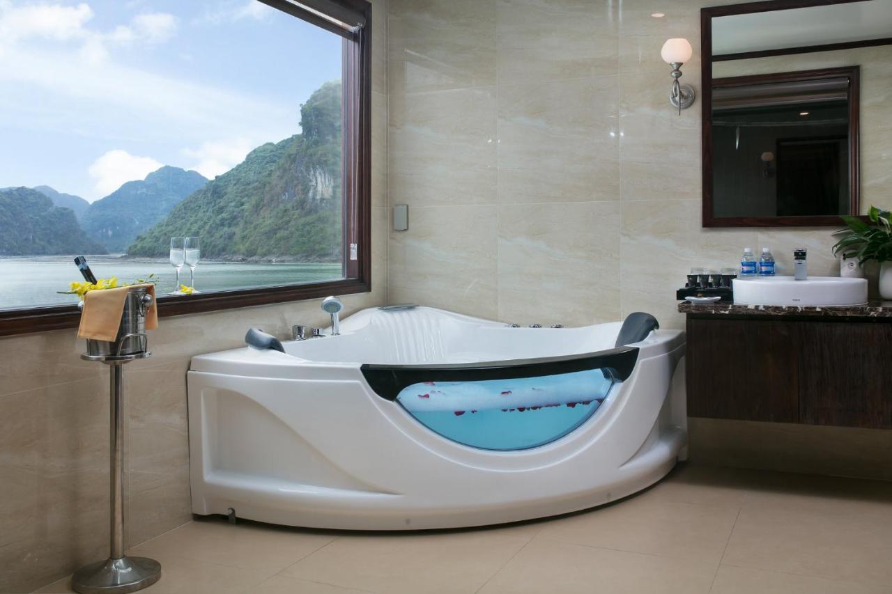 Mon Cheri Cruises Hạ Long-öböl Kültér fotó
